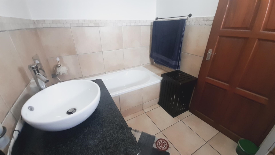 3 Bedroom Property for Sale in Melodie North West
